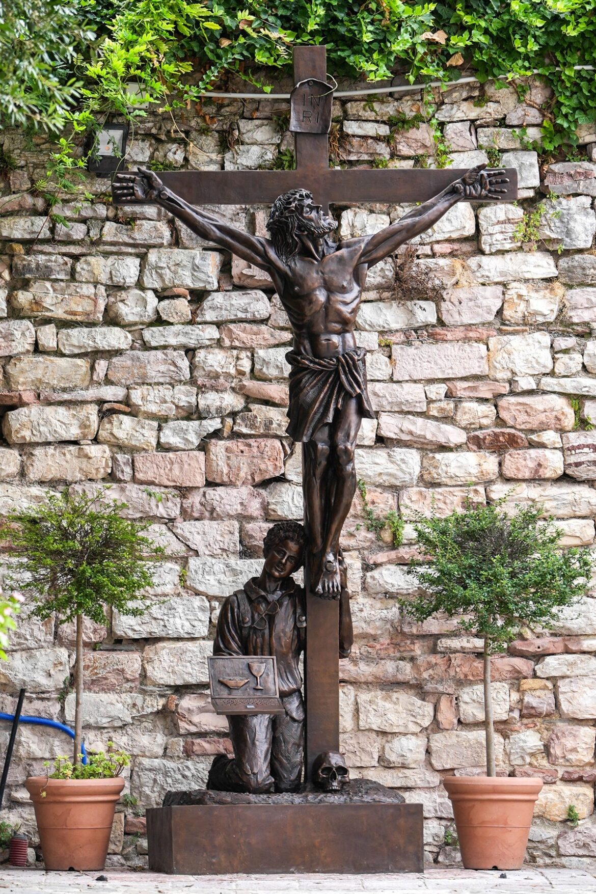 082125_AcutisSculpture-4-1170×1755
